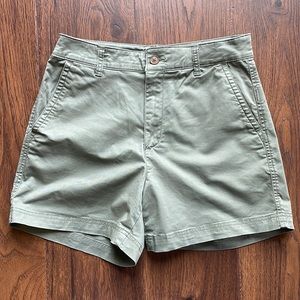 Size 8 Womens Gap Girlfriend shorts
